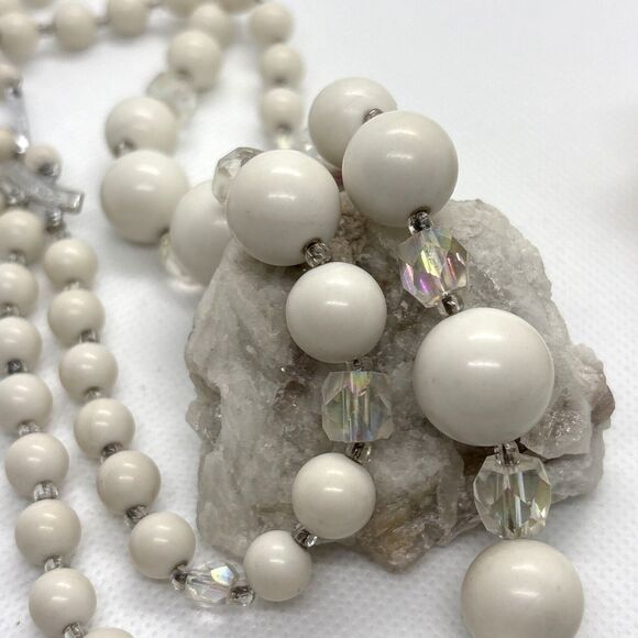 Vintage Japan White Beaded 2 Strand‎ Graduated Bead 14 - 16'' Choker Necklace - Picture 4 of 7